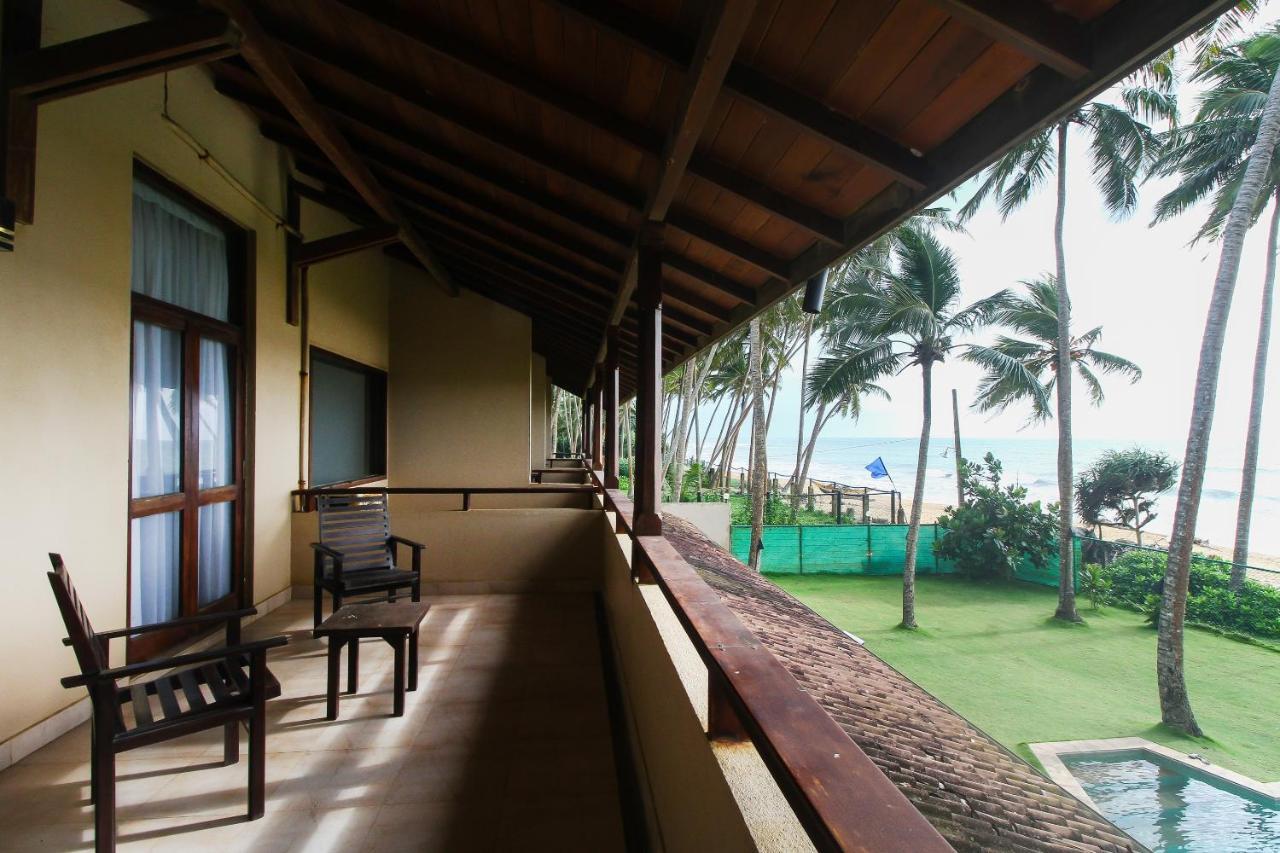 Maresia Beach Villa Wadduwa Exterior photo