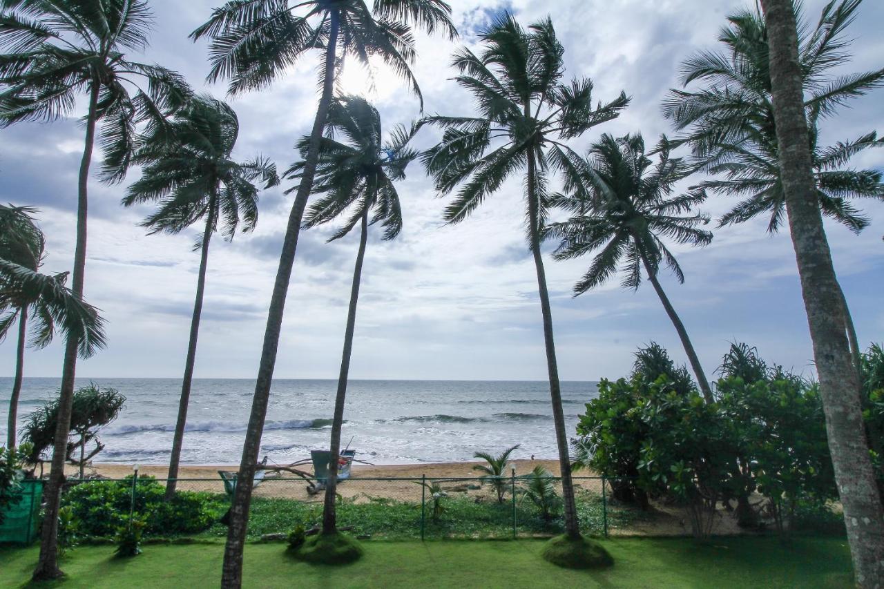 Maresia Beach Villa Wadduwa Exterior photo